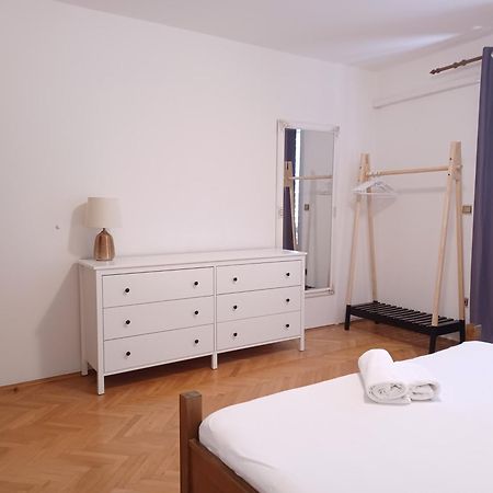 Apartments Emilija Makarska Oda fotoğraf