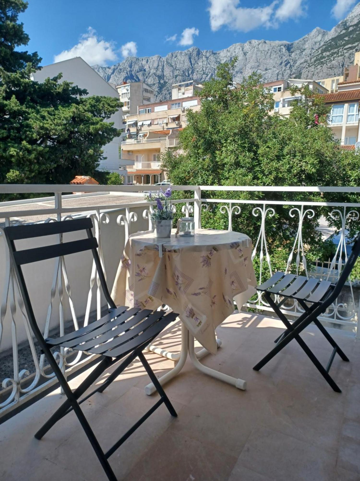 Apartments Emilija Makarska Oda fotoğraf