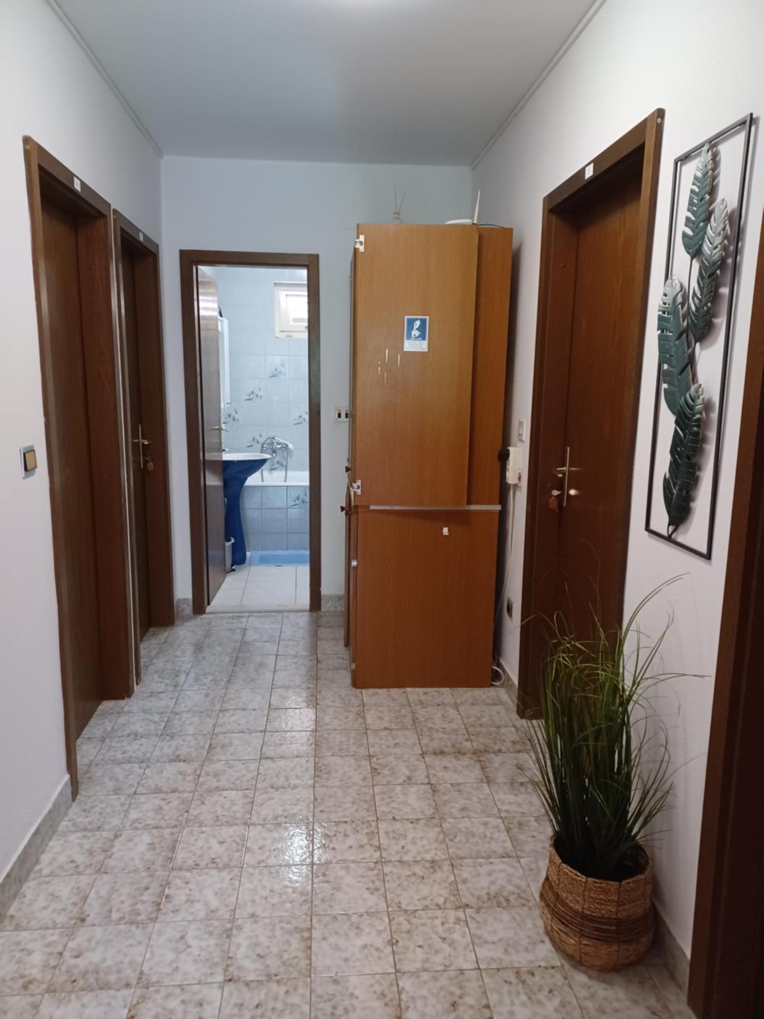 Apartments Emilija Makarska Oda fotoğraf