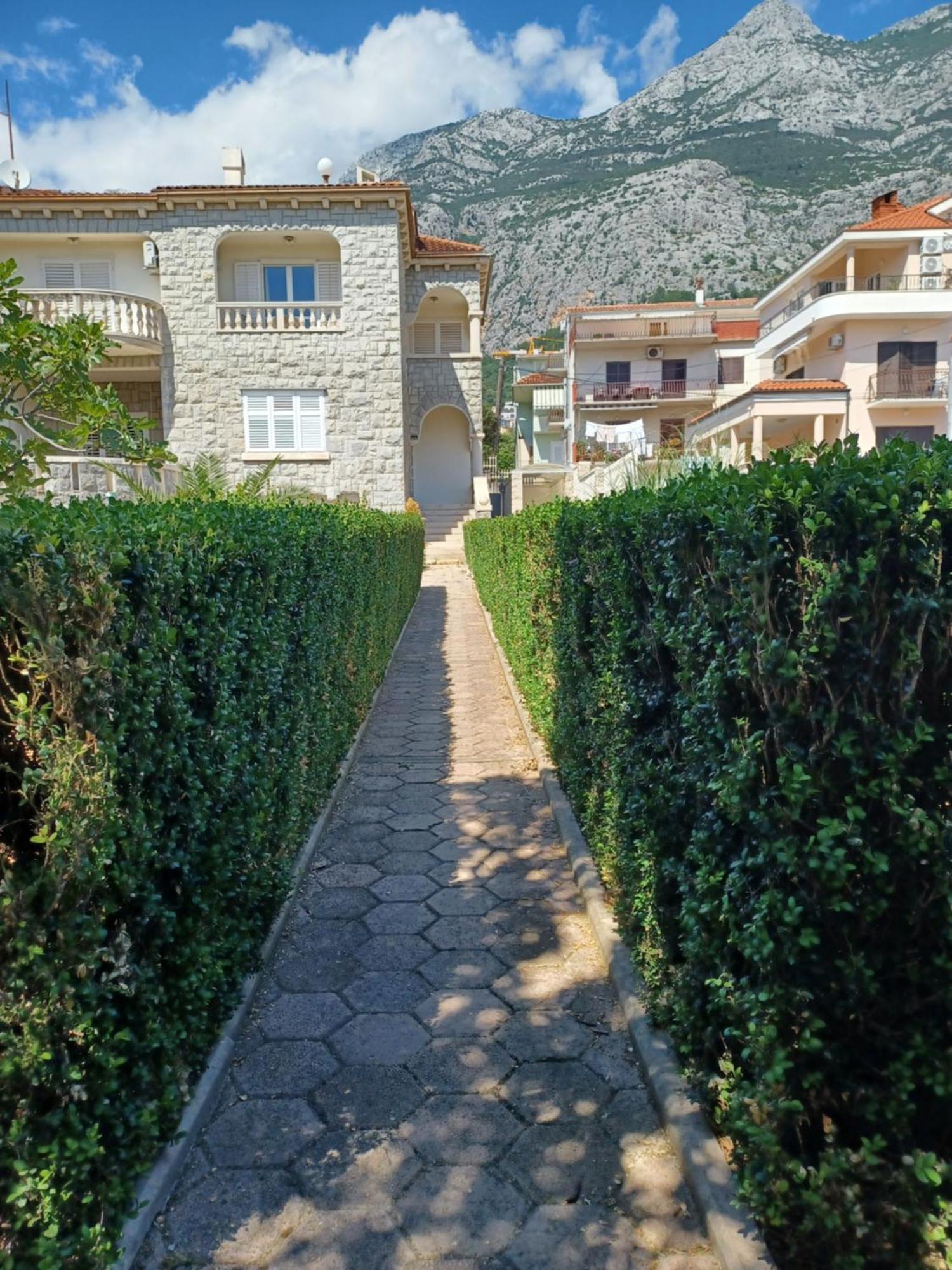Apartments Emilija Makarska Oda fotoğraf