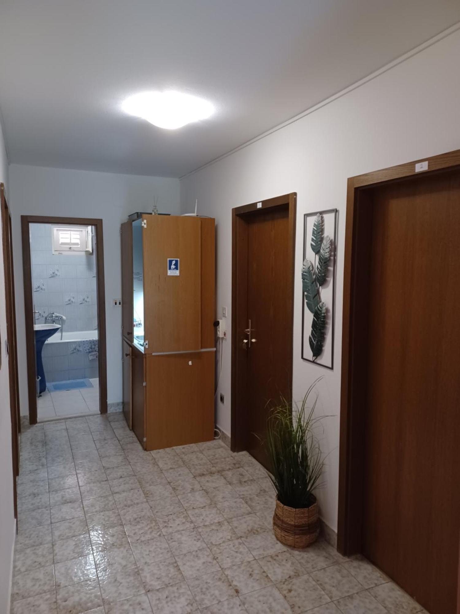 Apartments Emilija Makarska Oda fotoğraf