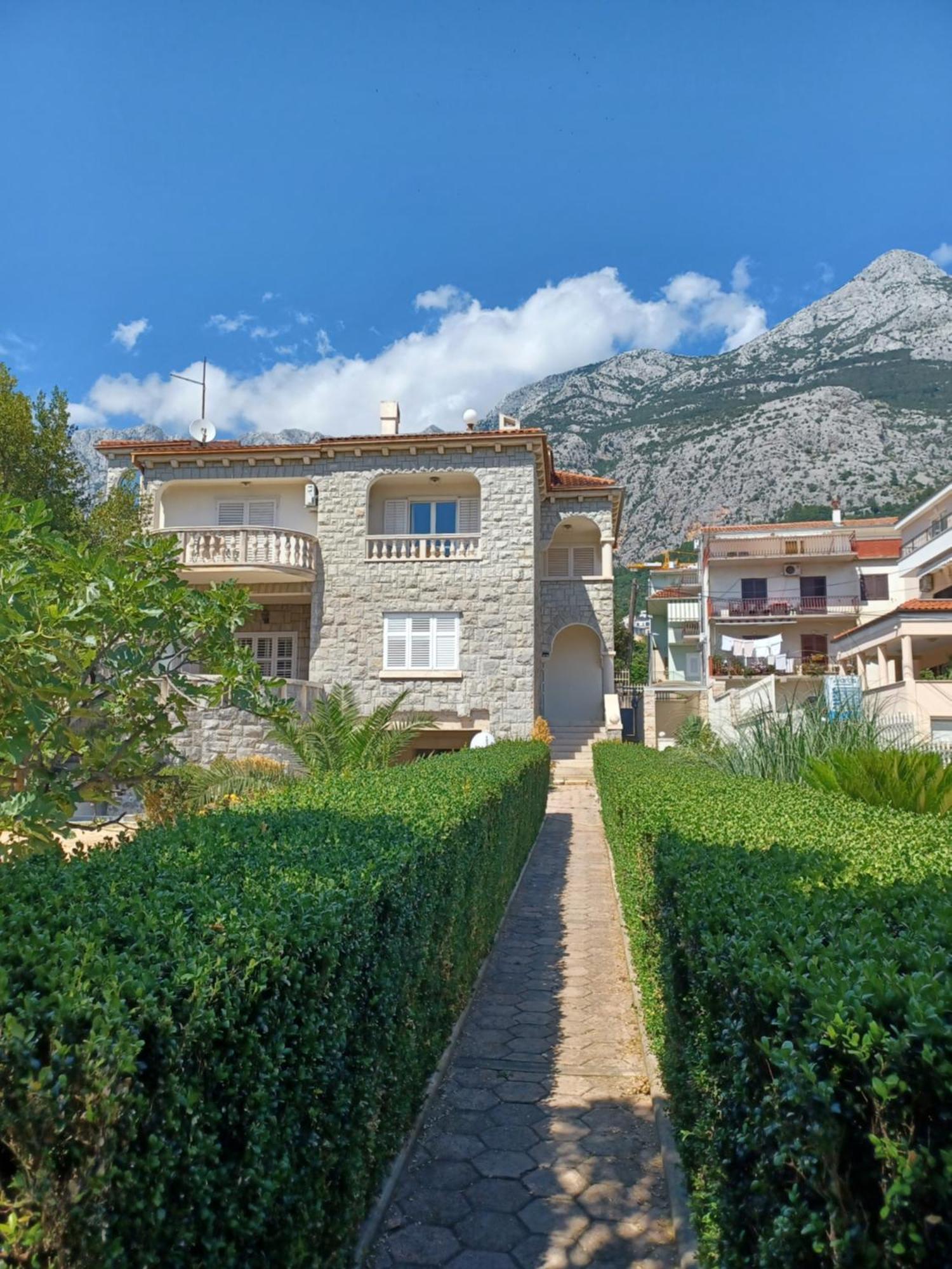 Apartments Emilija Makarska Oda fotoğraf